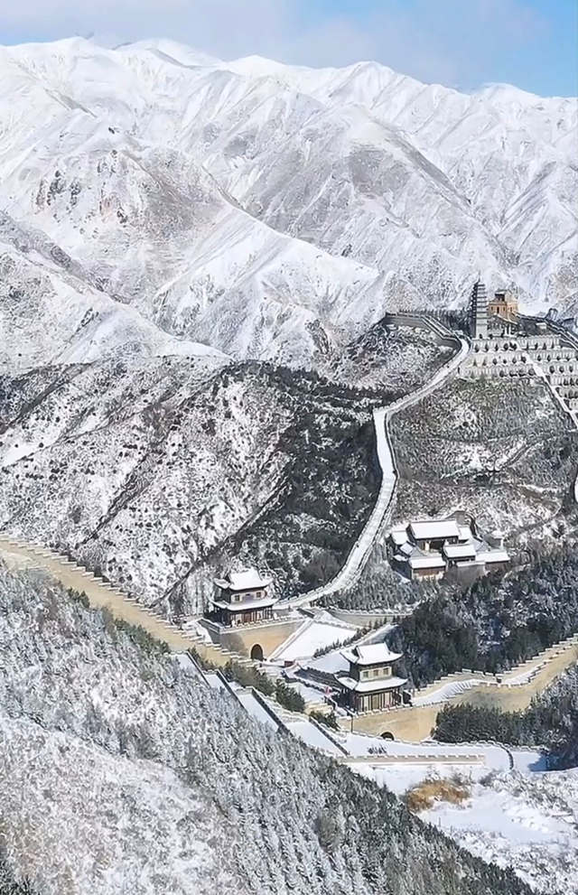 雁门关雪景图片